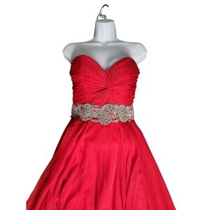 Jovani Strapless Sweetheart Red Formal Gown Women's Size 2 Beaded Prom Dress